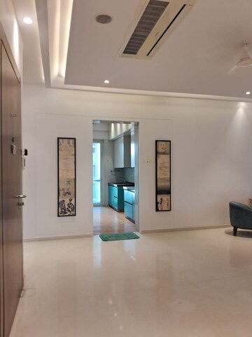 Room in 6 BHK Apartment at The Park Residency Andheri, Andheri West – for Sale