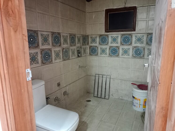 Bathroom, rps-palm-drive 3 Bedroom 1125 Sq.Ft. Builder Floor In Sector 88 Faridabad 8980055