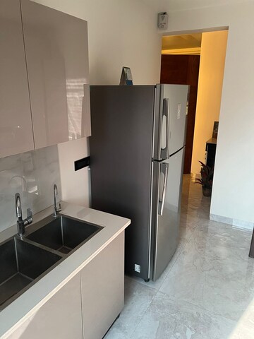 Kitchen in 3 BHK Builder Floor at Sector 40 – for Rent