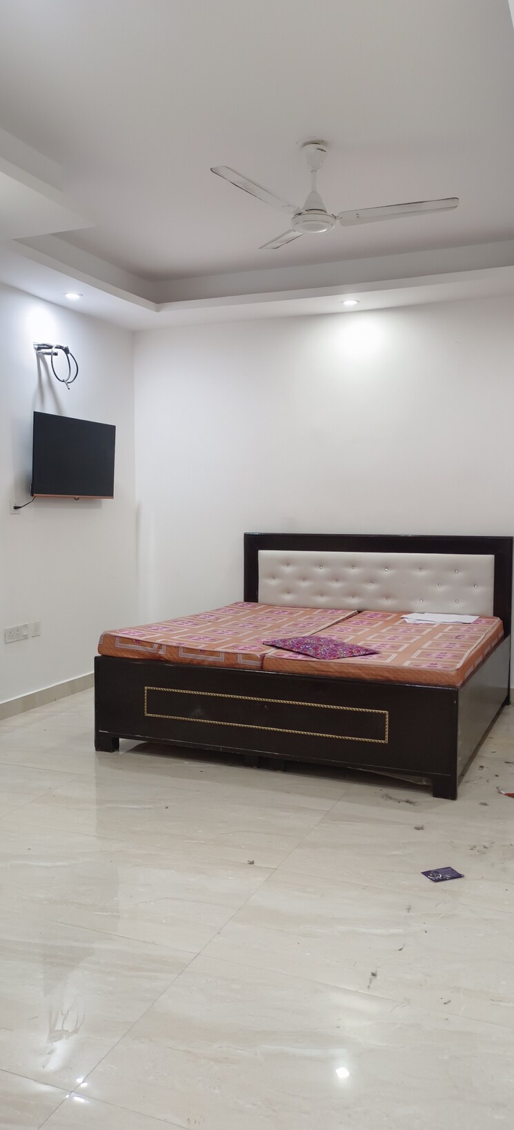 Bedroom, freedom fighters enclave 3 Bedroom 1450 Sq.Ft. Builder Floor In Freedom Fighters Enclave Delhi 8980068