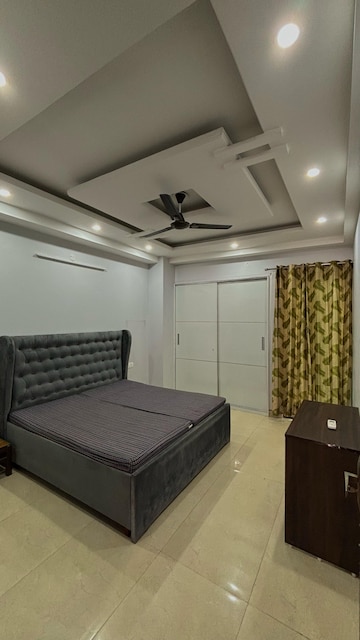 Bedroom in 3 BHK Builder Floor at Sector 46 – for Rent