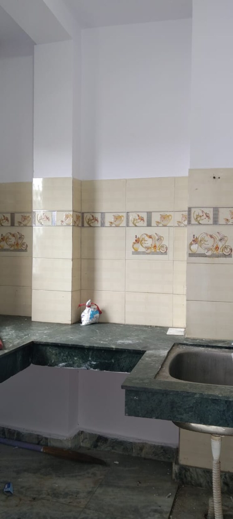 Kitchen, kishangarh 1 Bedroom 550 Sq.Ft. Builder Floor In Kishangarh Delhi 8980104