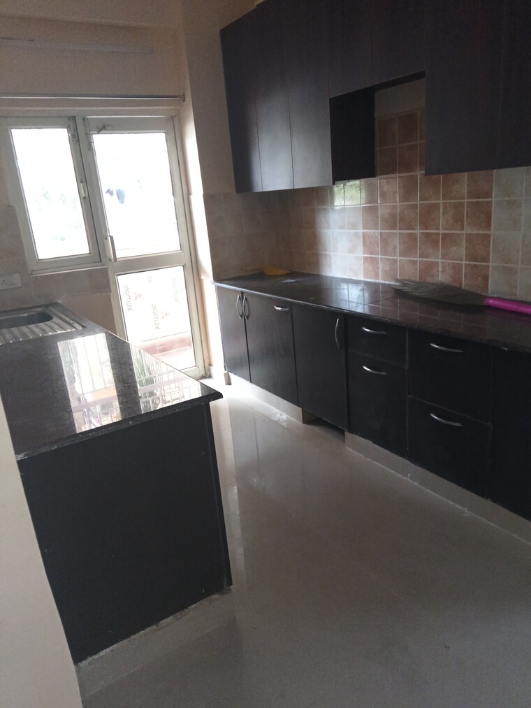 Kitchen, supertech-cape-town 2.5 Bedroom 1150 Sq.Ft. Apartment In Sector 74 Noida 8980115