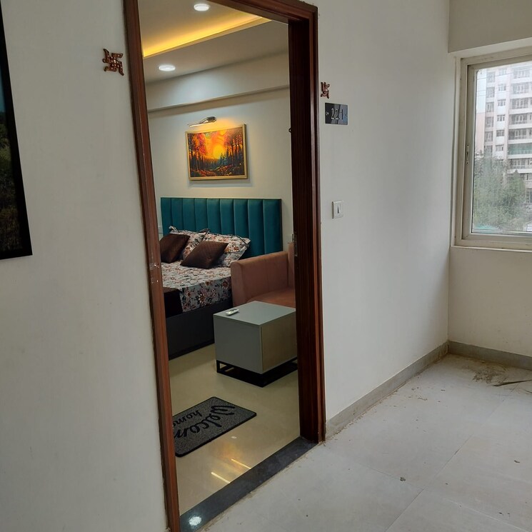 Room, okay-plus-solitaire-suites 1 RK 403 Sq.Ft. Apartment In Ramnagariya Jaipur 8980137