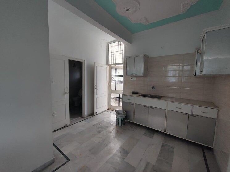 Kitchen, raglan-gulmohar-trends 3 Bedroom 1000 Sq.Ft. Villa In Dhakoli Zirakpur 8980171