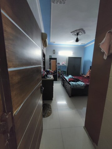 Furnished Amenities in 3 BHK Villa at Raglan Gulmohar Trends, Dhakoli – for Rent