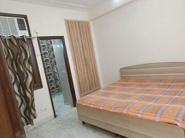 Bedroom in 3 BHK Builder Floor at Malviya Nagar – for Rent