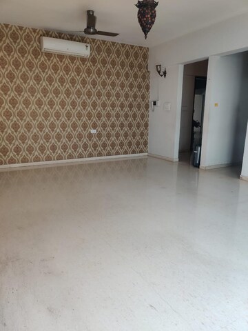 Room in 3 BHK Apartment at VTP Urban Space, Nibm Road – for Rent