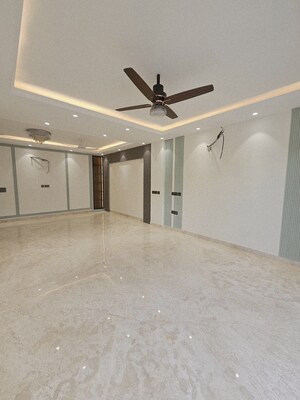 4 BHK Builder Floor For Sale in Sector 57