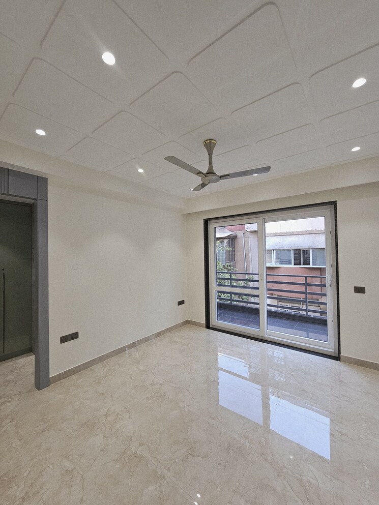 Room, sector 57 4 Bedroom 300 Sq.Yd. Builder Floor In Sector 57 Gurgaon 8980244