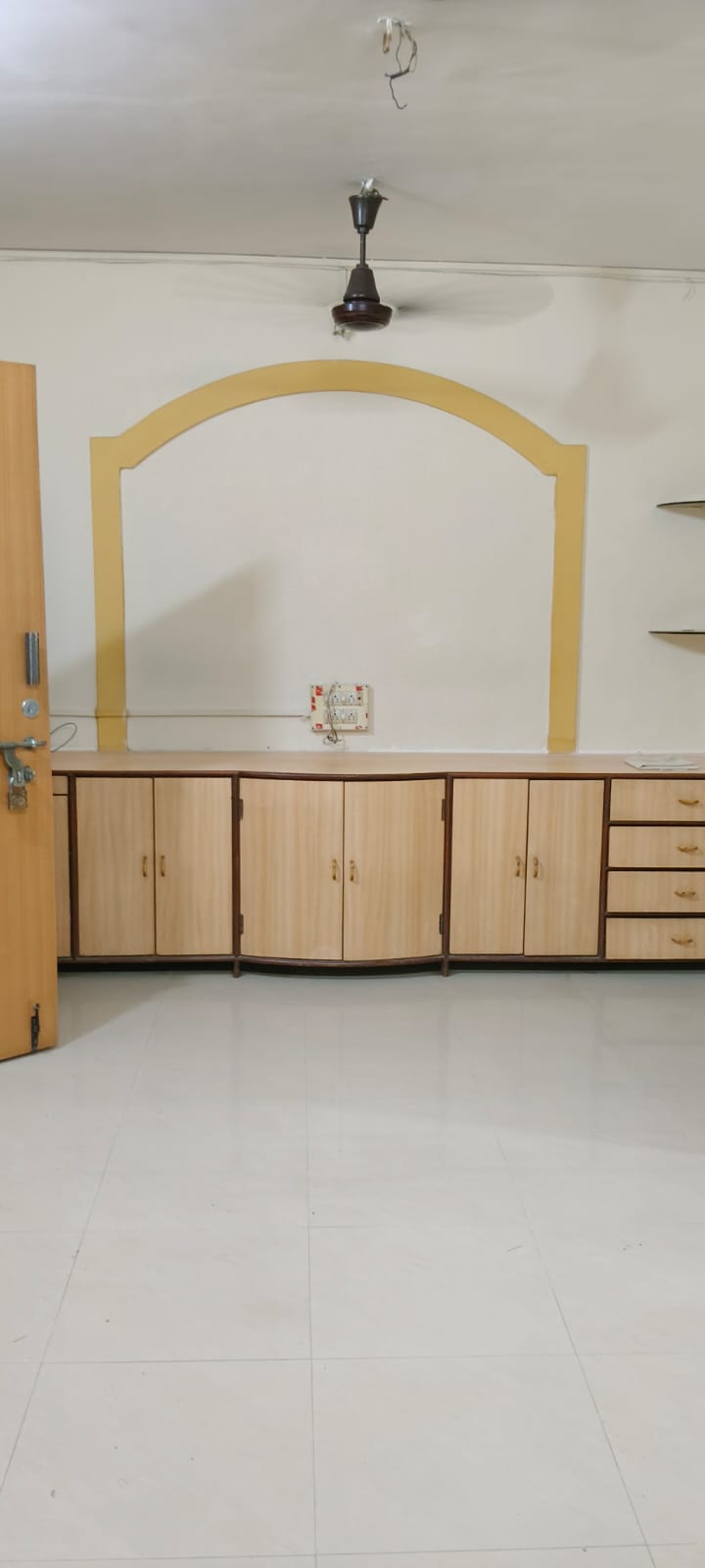 1 BHK Apartment For Rent in Sandstone