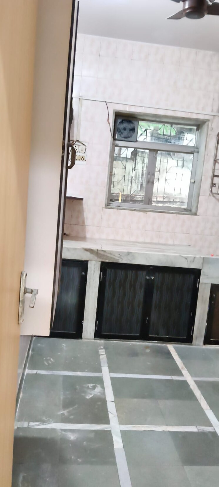 undefined, ic colony 1 Bedroom 450 Sq.Ft. Apartment In Ic Colony Mumbai 8980236