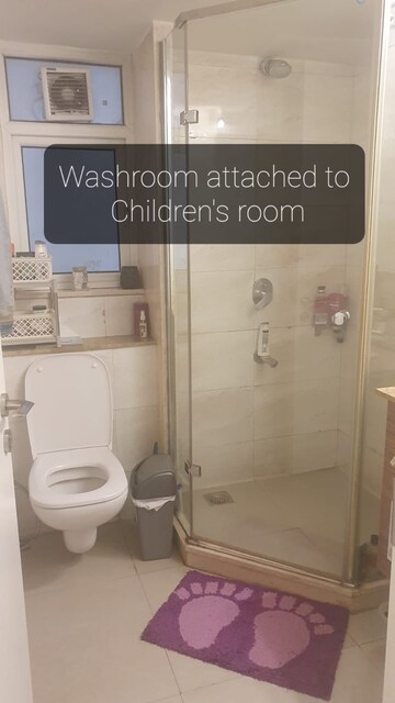 Bathroom in 4 BHK Apartment at DLF Park Place, Sector 54 – for Sale