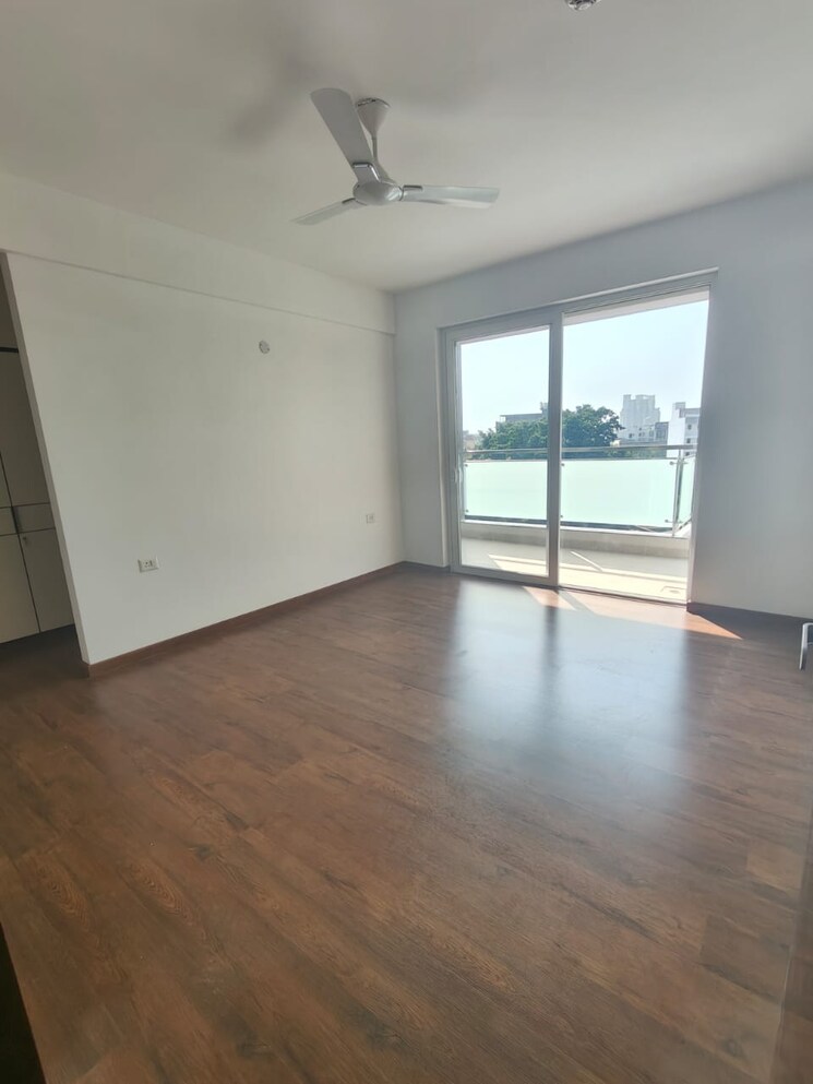 Room, dlf phase i 5 Bedroom 500 Sq.Yd. Builder Floor In Dlf Phase I Gurgaon 8980311