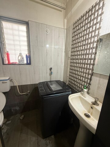 Attached Bathroom in 1.5 BHK Apartment at Avalon Heights Wakad, Wakad – for Sale