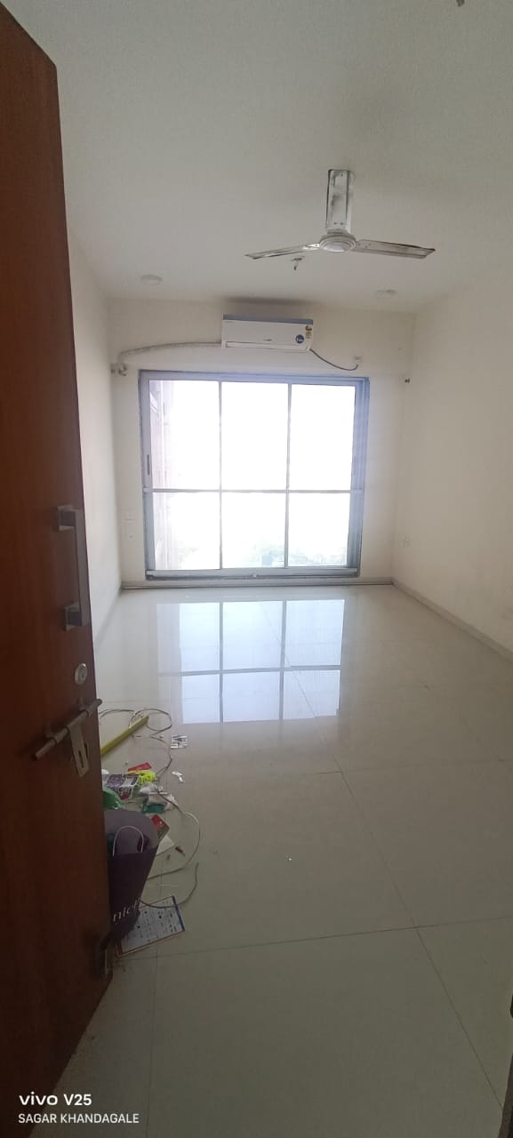 1 BHK + Study Room 425 Sq.Ft. Apartment in Naman Premier