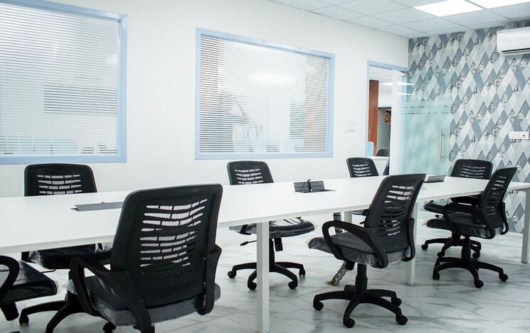 Team Area, vijay nagar Commercial Office Space 2450 Sq.Ft. In Vijay Nagar Indore 8980332