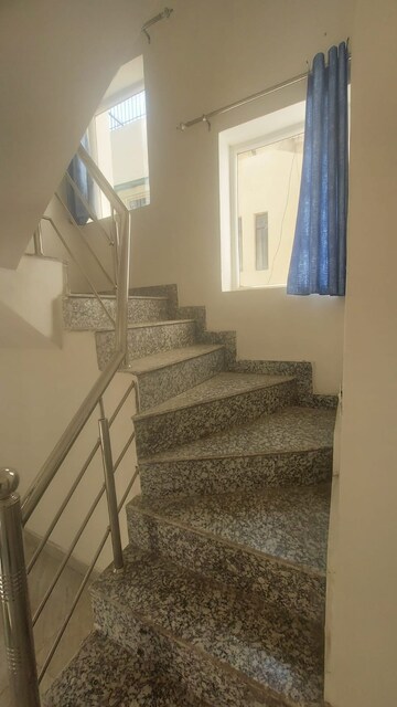 Staircase in 4 BHK Apartment at Saket – for Rent