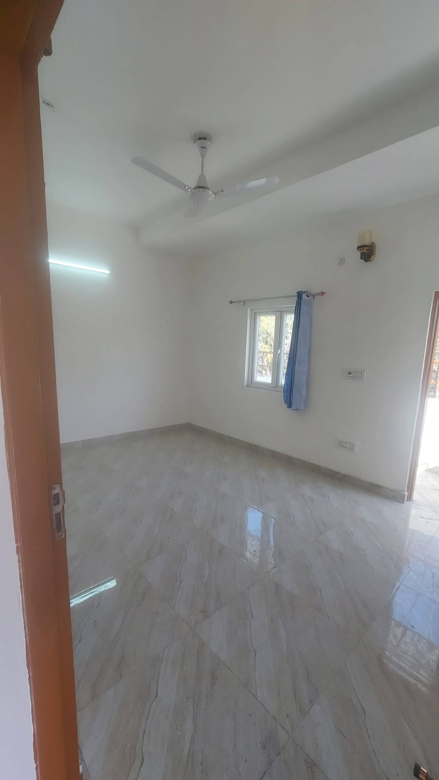 4 BHK + Pooja Room,Servant Room,Study Room,Extra Room Apartment For Rent in Saket Dda Flats 