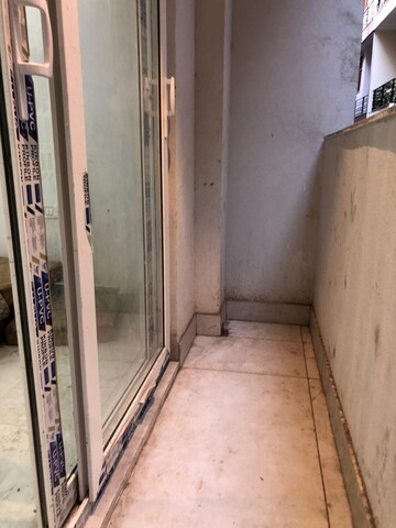 Balcony in 1 BHK Builder Floor at Palm Residency Chhatarpur, Chattarpur – for Rent