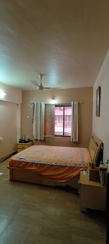 Bedroom in 2 BHK Apartment at Raheja Gardens, Wanwadi – for Rent