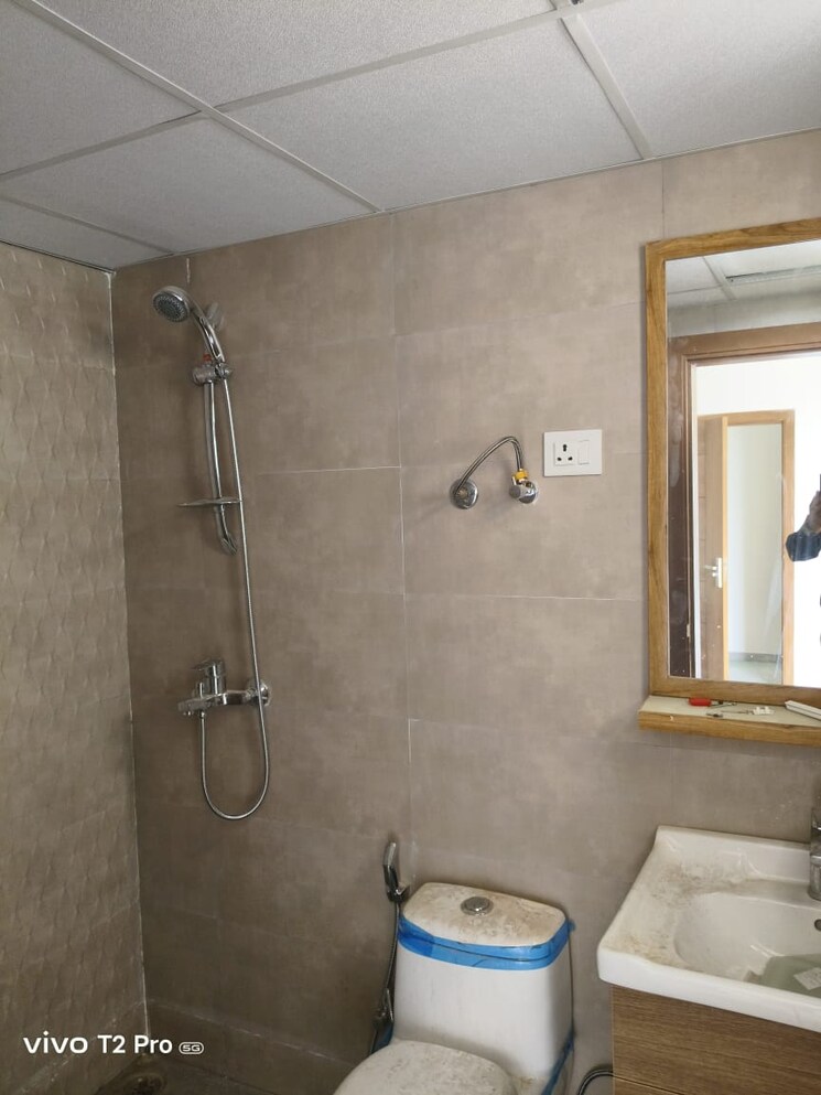 Bathroom, tulip-yellow 3 Bedroom 1704 Sq.Ft. Apartment In Sector 69 Gurgaon 8980422