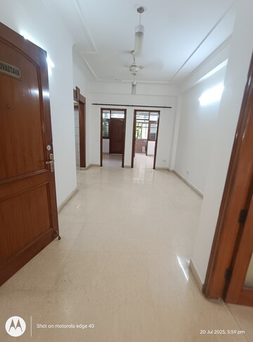 Room in 4 BHK Builder Floor at Malviya Nagar – for Sale