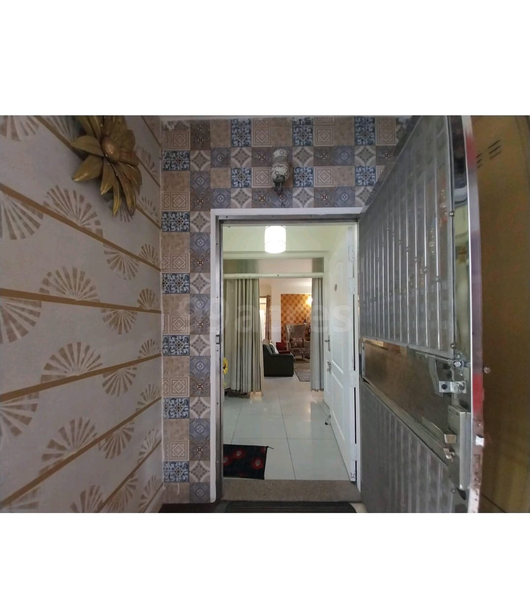 2 BHK Apartment For Rent in Gaur City Mall