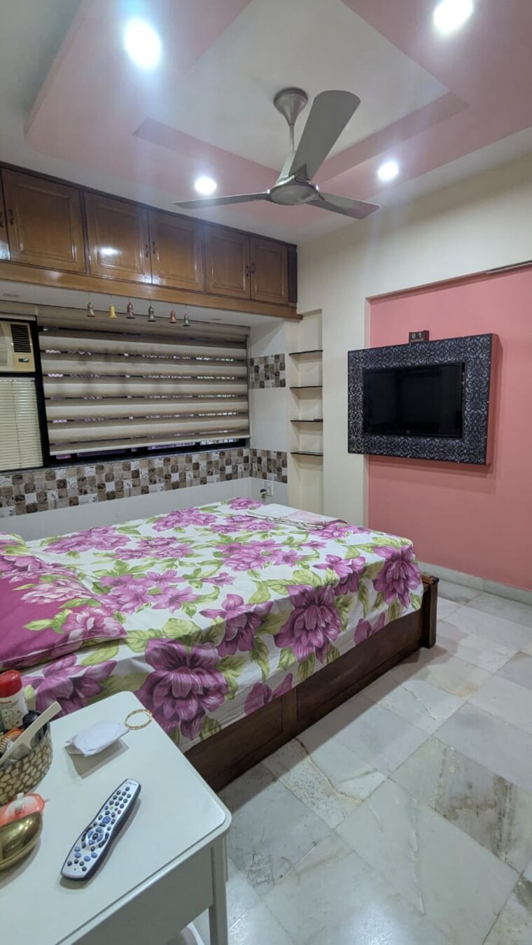 Bedroom, lalani-grandeur 3 Bedroom 900 Sq.Ft. Apartment In Goregaon East Mumbai 8980436