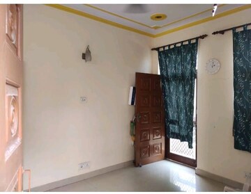 1 BHK Independent House For Rent in Sector 46