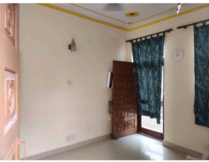 1 BHK + Pooja Room Independent House For Rent in Sector 46