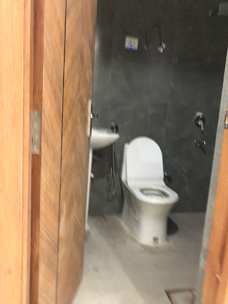 Bathroom, palm-residency-chhatarpur 2 Bedroom 900 Sq.Ft. Builder Floor In Chattarpur Delhi 8980498