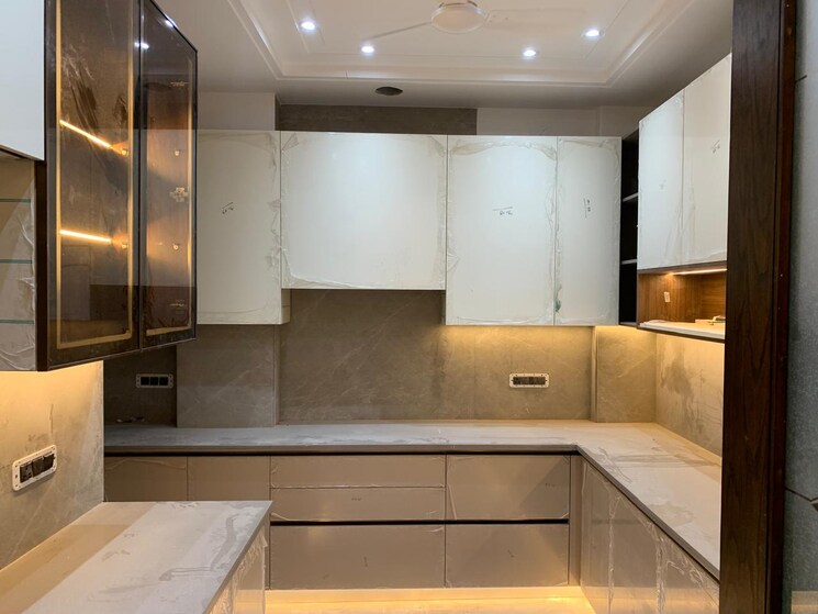 Kitchen, greater kailash ii 4 Bedroom 250 Sq.Yd. Builder Floor In Greater Kailash ii Delhi 8980503