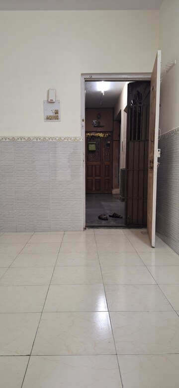 Room in 1 BHK Apartment at Prabhu Dham Apartment, Ghansoli – for Rent