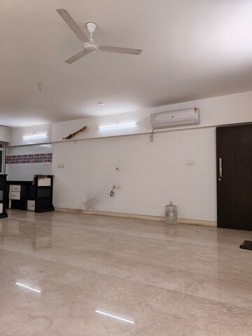 3 BHK Apartment For Rent in Camp Universal Apartment, Camp