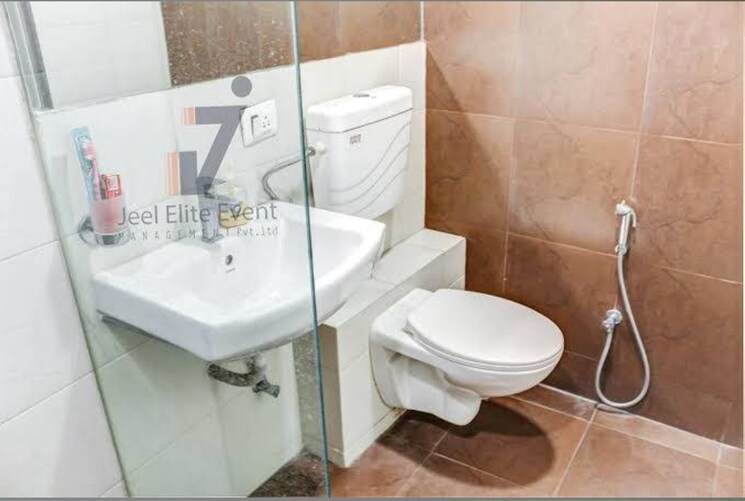 Bathroom, gaviyer 2 Bedroom 1000 Sq.Ft. Apartment In Gaviyer Surat 8980479