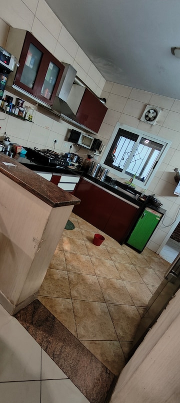 Team Area in 3 BHK Apartment at Sobha Carnation Pune, Kondhwa – for Rent