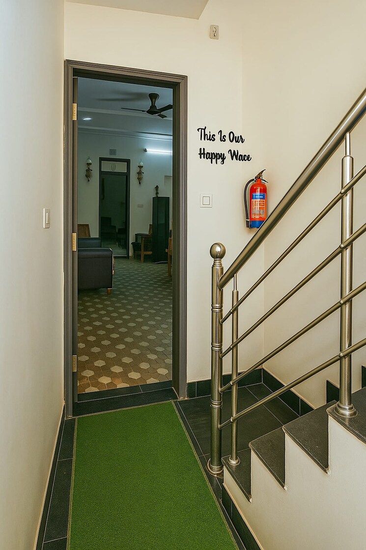 undefined, mahmoorganj 2 Bedroom 1400 Sq.Ft. Builder Floor In Mahmoorganj Varanasi 8980492