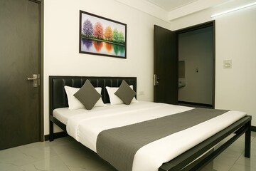 2 BHK Builder Floor For Rent in Mahmoorganj