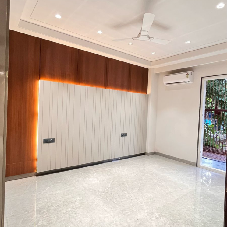 Room, sushant-lok-3 4 Bedroom 300 Sq.Yd. Builder Floor In Sector 57 Gurgaon 8980513