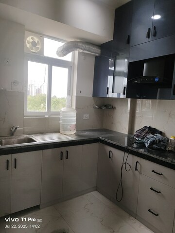 Kitchen in 2.5 BHK Builder Floor at Smart World Gems, Sector 89 – for Rent