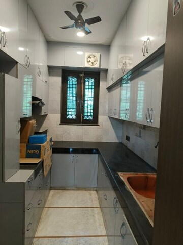 Kitchen in 4 BHK Independent House at Sector 47 – for Rent