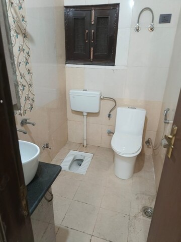 Bathroom in 4 BHK Independent House at Sector 47 – for Rent