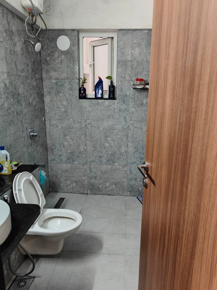 Bathroom, vtp-celesta 3 Bedroom 1157 Sq.Ft. Apartment In Mohammadwadi Pune 8980528