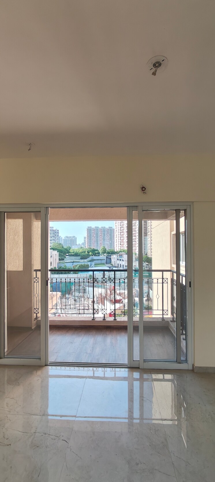 Room, k-raheja-reserve 2 Bedroom 994 Sq.Ft. Apartment In Mohammadwadi Pune 8980567