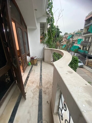 Balcony in 3.5 BHK Builder Floor at Shivalik Colony – for Rent