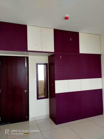 Room in 2 BHK Apartment at Prestige Lakeside Habitat, Varthur – for Sale