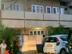 5 BHK + Extra Room Independent House For Sale in Model Town