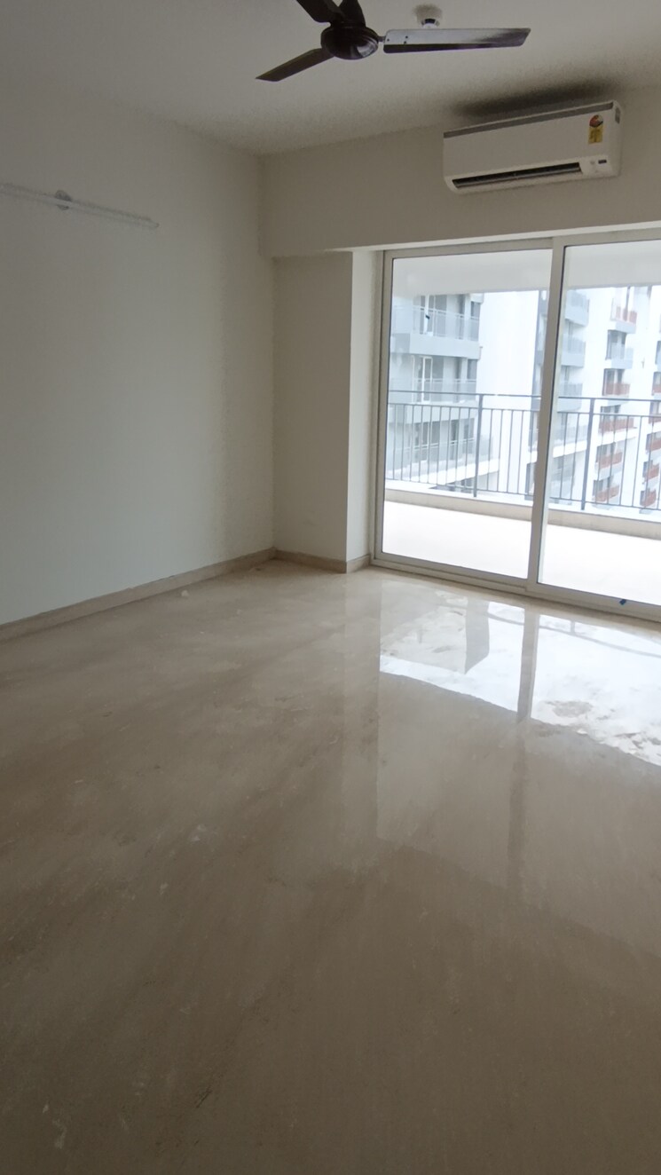 Room, godrej-woods 4 Bedroom 2259 Sq.Ft. Apartment In Sector 43 Noida 8980802