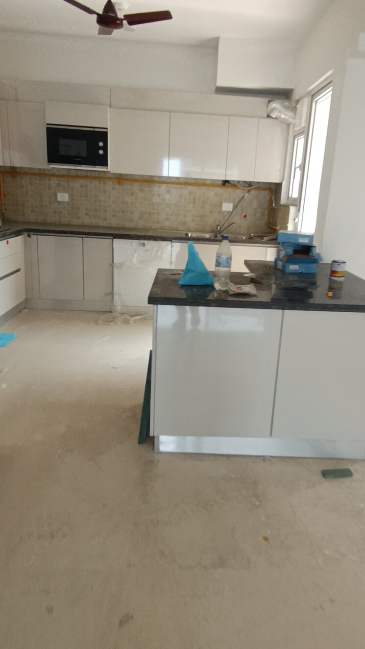 Kitchen, godrej-woods 4 Bedroom 2259 Sq.Ft. Apartment In Sector 43 Noida 8980802